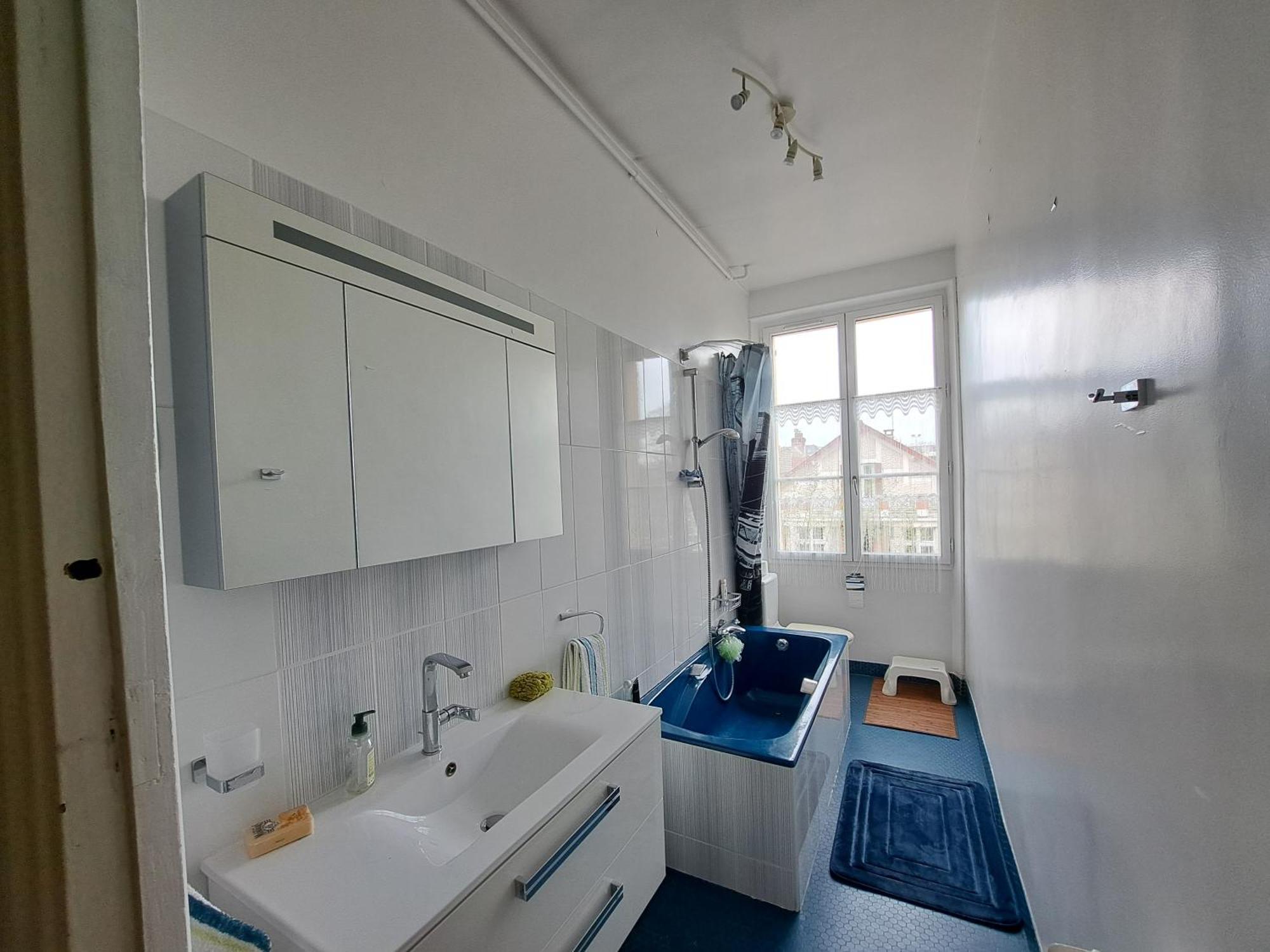 Les Chambres De Lucie-B&B - Petit Dej Inclus - Parking Prive - Proche Gare Versailles Phòng bức ảnh